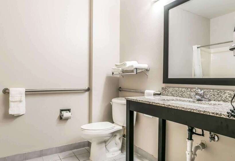 فندق Suburban Studios Mason Hwy 42