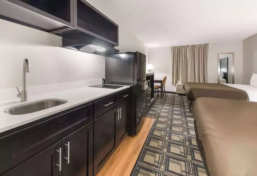 Отель Suburban Studios Mason Hwy 42