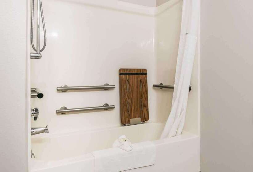 فندق Suburban Studios Mason Hwy 42