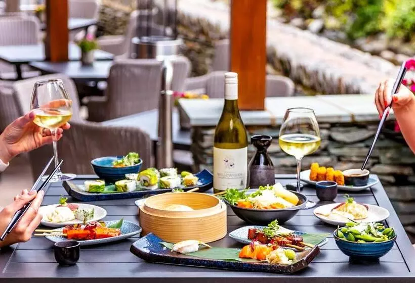 Lodore Falls Hotel & Spa