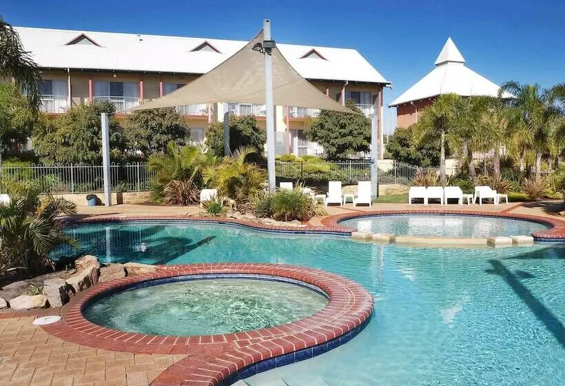 Mercure Bunbury Sanctuary Golf Resort