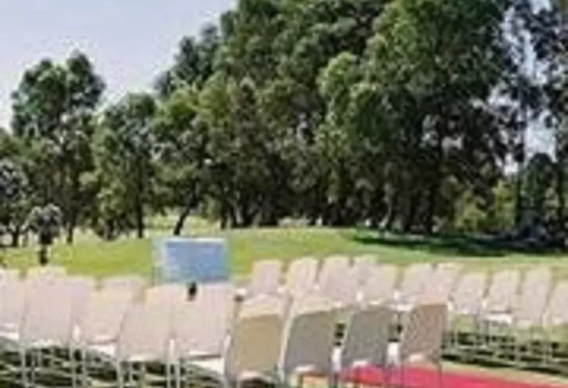 Mercure Bunbury Sanctuary Golf Resort