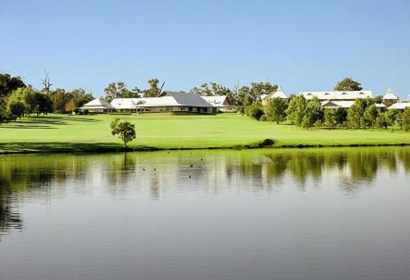 Mercure Bunbury Sanctuary Golf Resort
