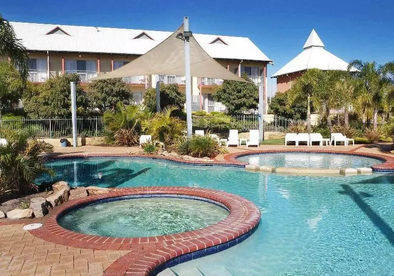 Mercure Bunbury Sanctuary Golf Resort