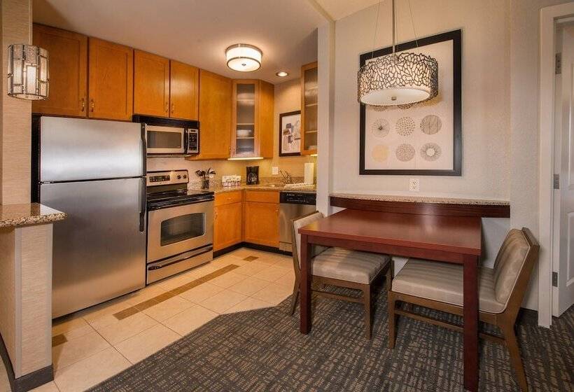 Residence Inn Dulles Airport At Dulles 28 Centre
