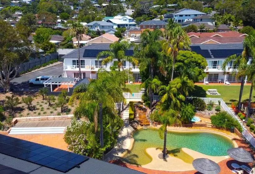 The Quarters, Ascend Hotel Collection