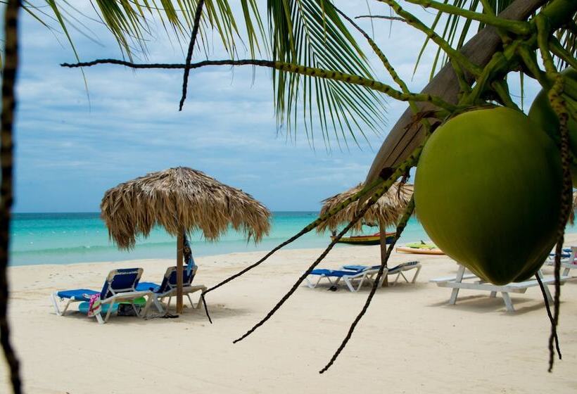 Fun Holiday Beach Resort