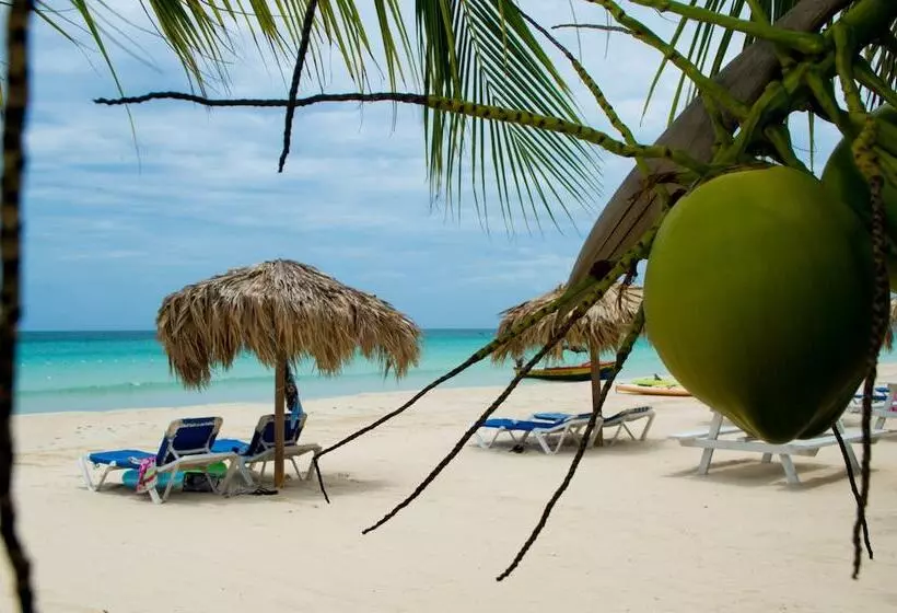 Fun Holiday Beach Resort