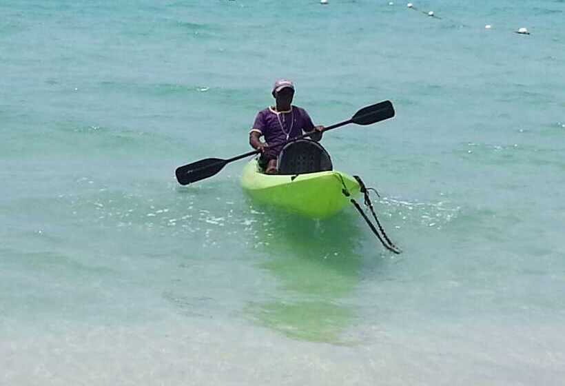 Fun Holiday Beach Resort