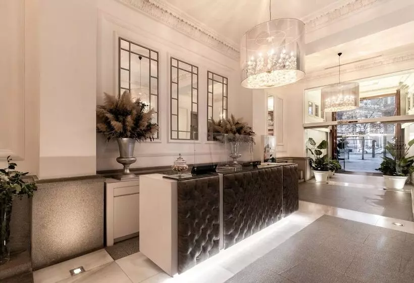 Hospes Puerta De Alcalá, A Member Of Design Hotels