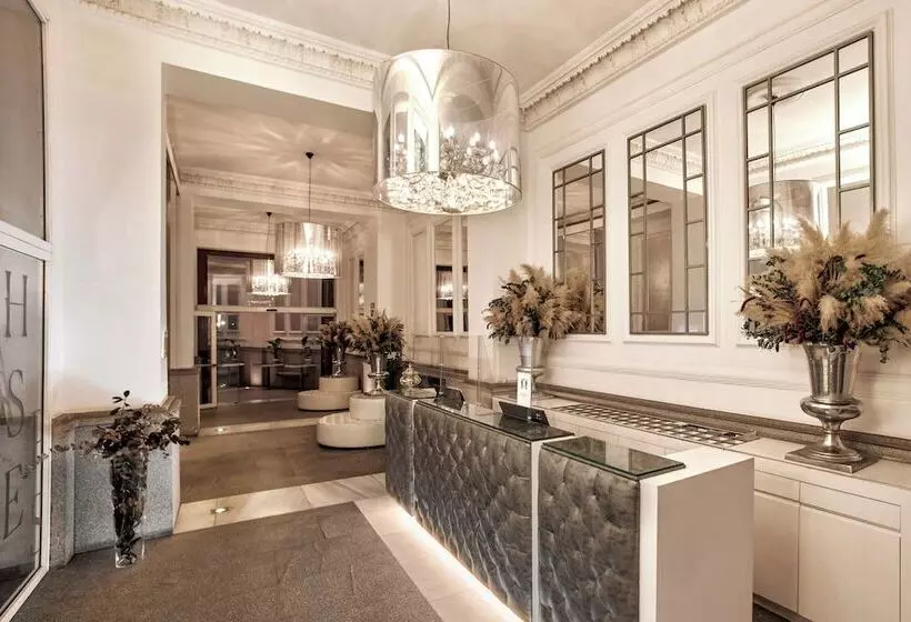 Hospes Puerta De Alcalá, A Member Of Design Hotels