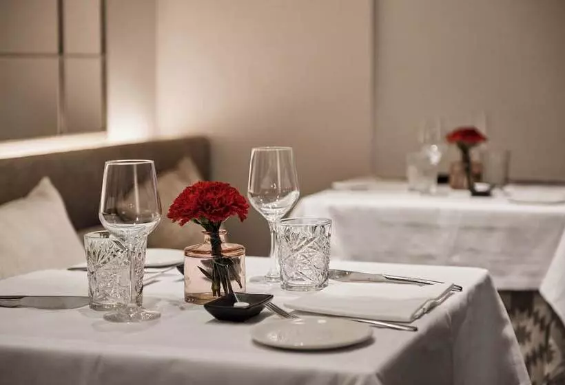 Hospes Puerta De Alcalá, A Member Of Design Hotels
