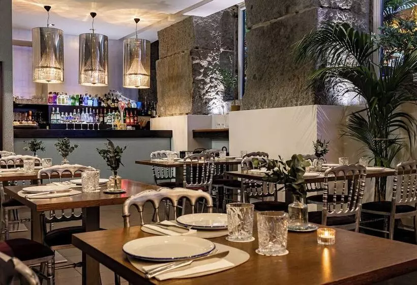 Hospes Puerta De Alcalá, A Member Of Design Hotels