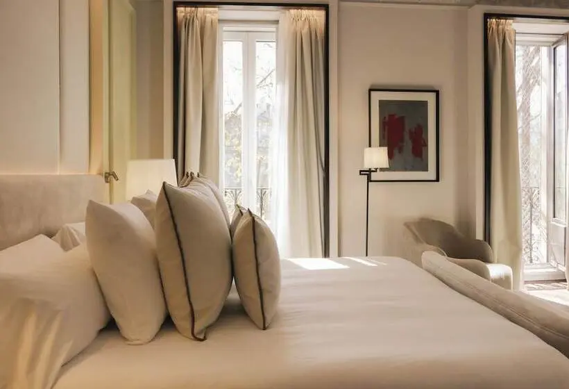 Hospes Puerta De Alcalá, A Member Of Design Hotels