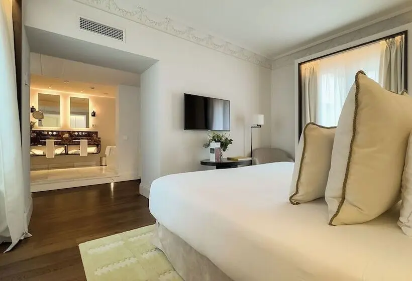 Hospes Puerta De Alcalá, A Member Of Design Hotels