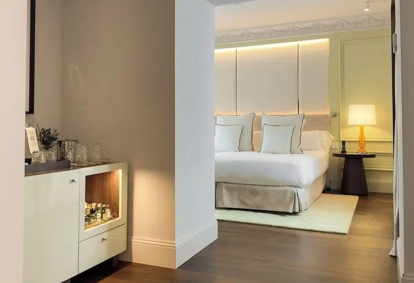 Hospes Puerta De Alcalá, A Member Of Design Hotels