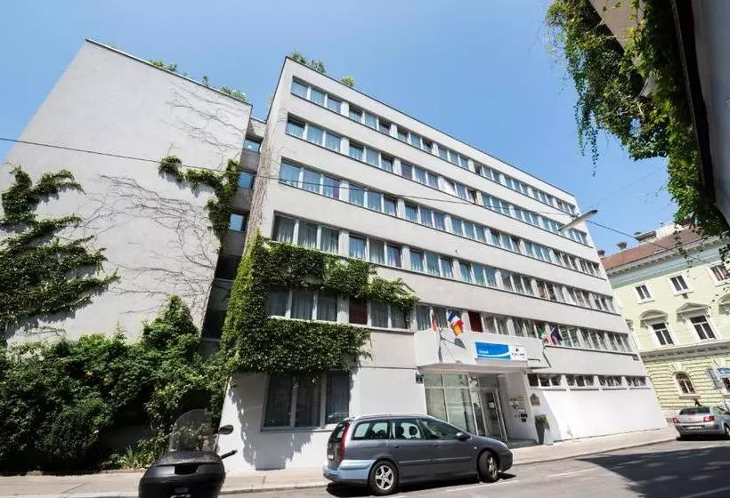 호텔 Allyouneed  Vienna 4