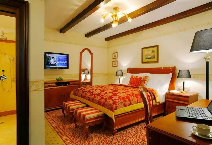 Hotel Arcadia Boutique