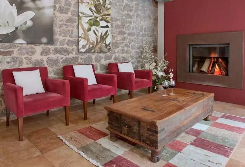 فندق Balneario La Hermida