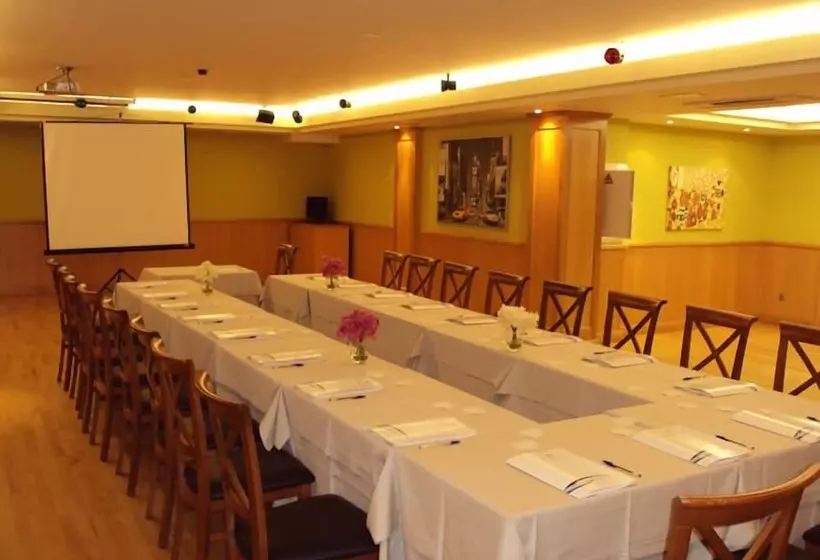 فندق Balneario La Hermida