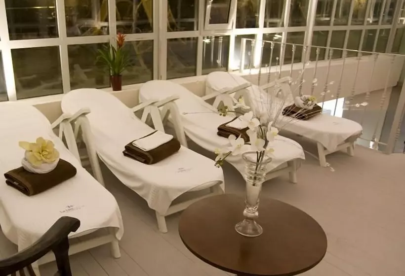 فندق Balneario La Hermida