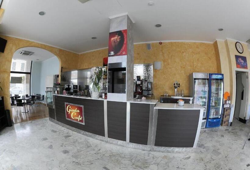 בית מלון כפרי Ferrari