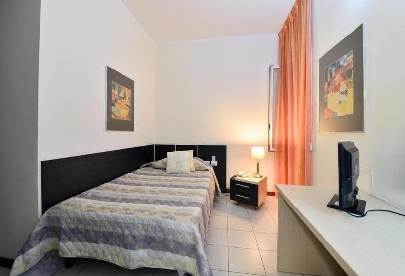 בית מלון כפרי Ferrari