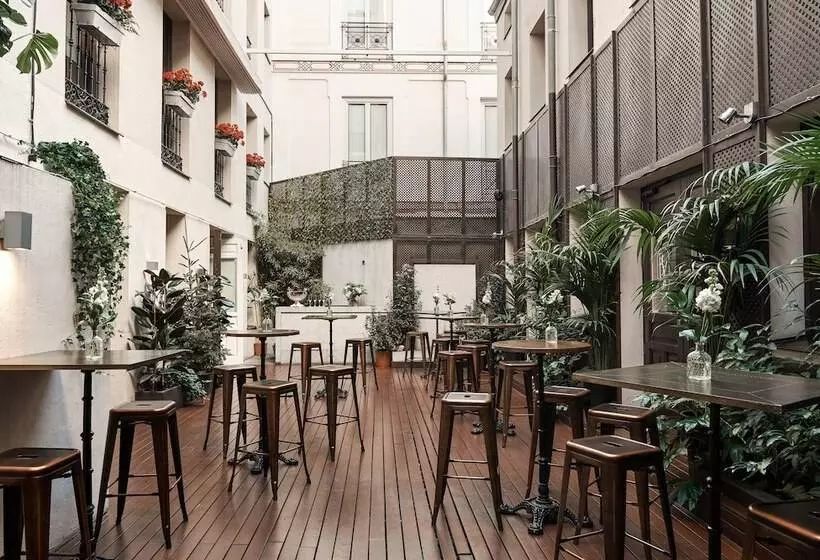 Hospes Puerta De Alcalá, A Member Of Design Hotels