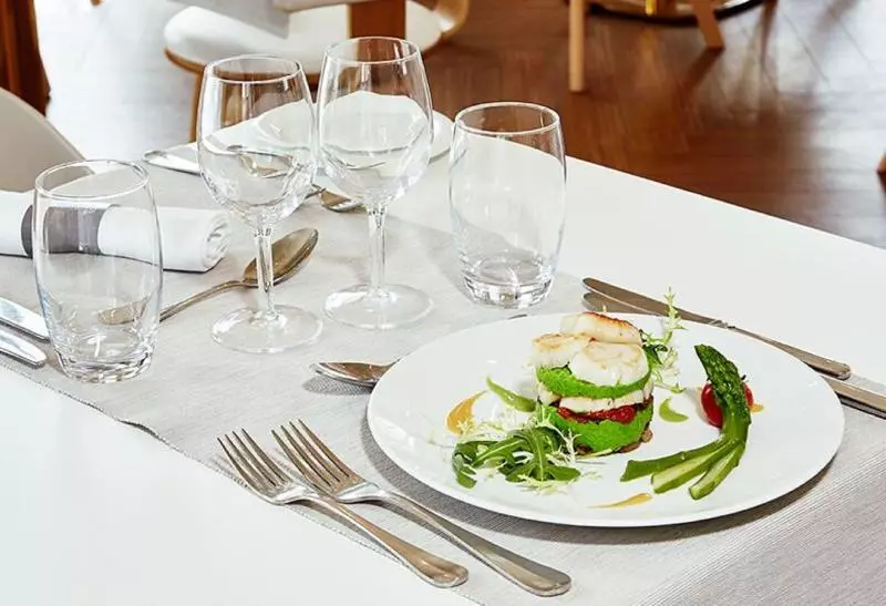 Отель Hôtel Cosmos & Spa