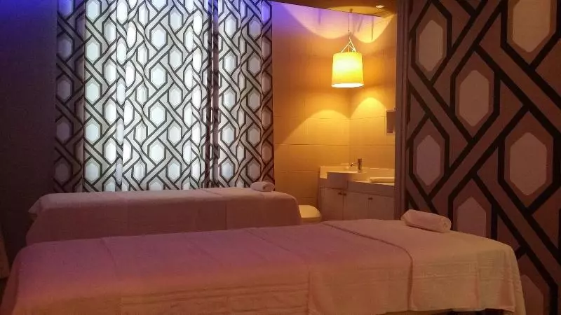 Отель Hôtel Cosmos & Spa