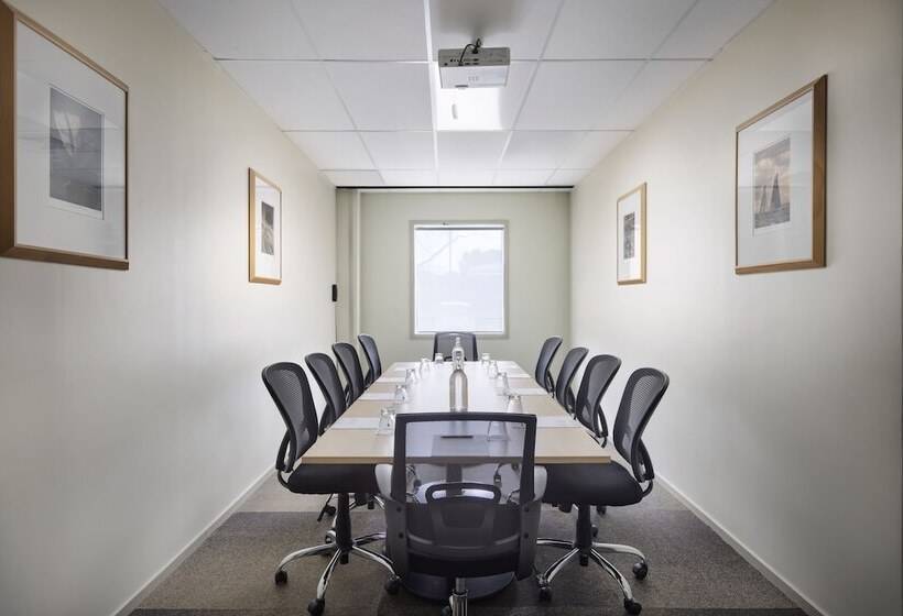 فندق Ibis Auckland Ellerslie