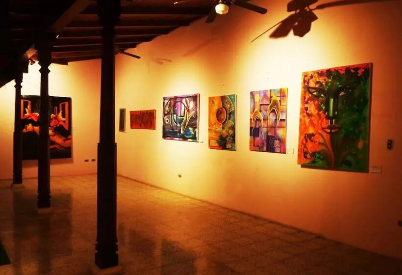 هتل Kekoldi De Granada