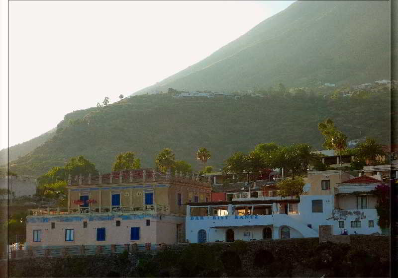 בית מלון כפרי L Ariana Isole Eolie   Una Esperienze