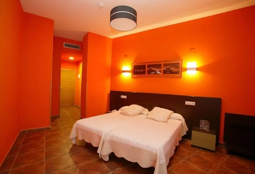 בית מלון כפרי Las Murallas