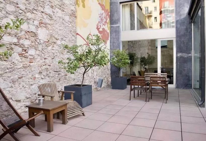 Отель Onix Liceo