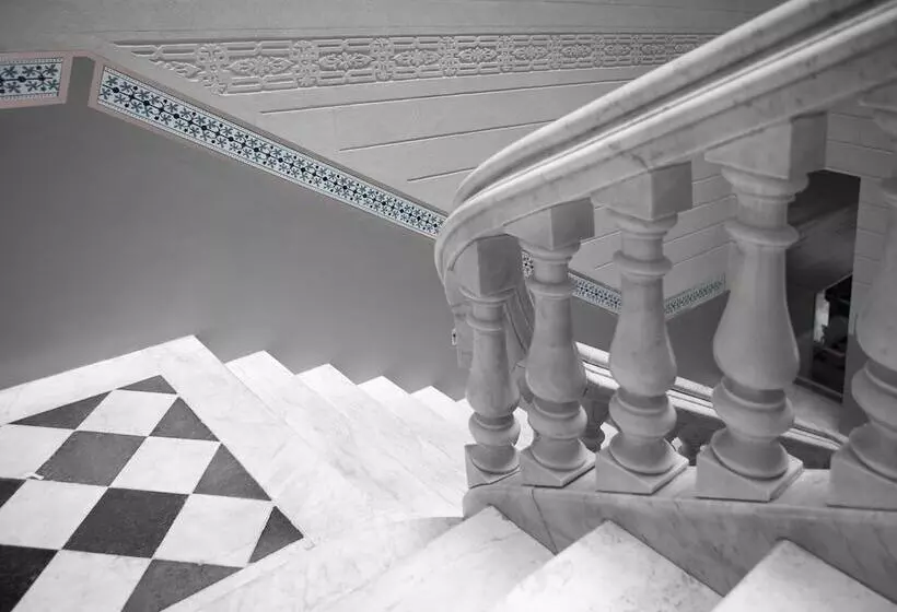 Отель Onix Liceo