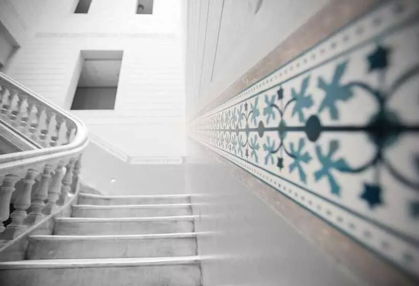 Отель Onix Liceo