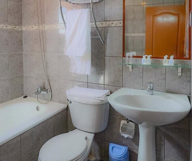 فندق Saltos Del Paine