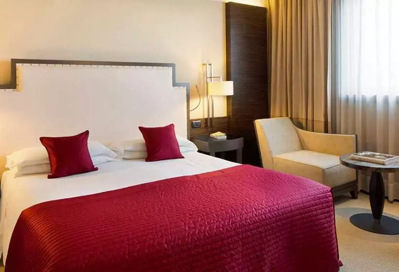 Starhotels Grand Milan