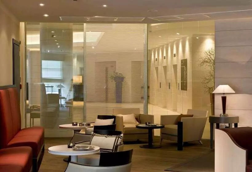 Starhotels Grand Milan