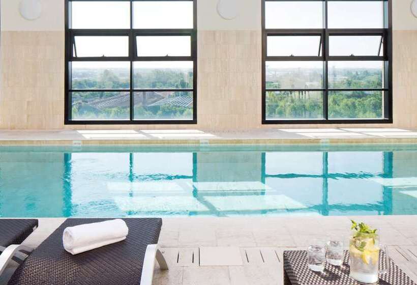 Starhotels Grand Milan