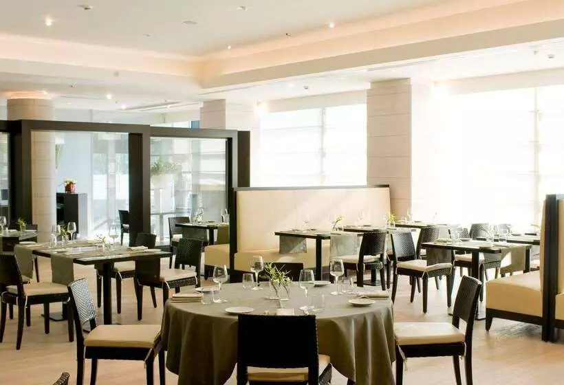 Starhotels Grand Milan