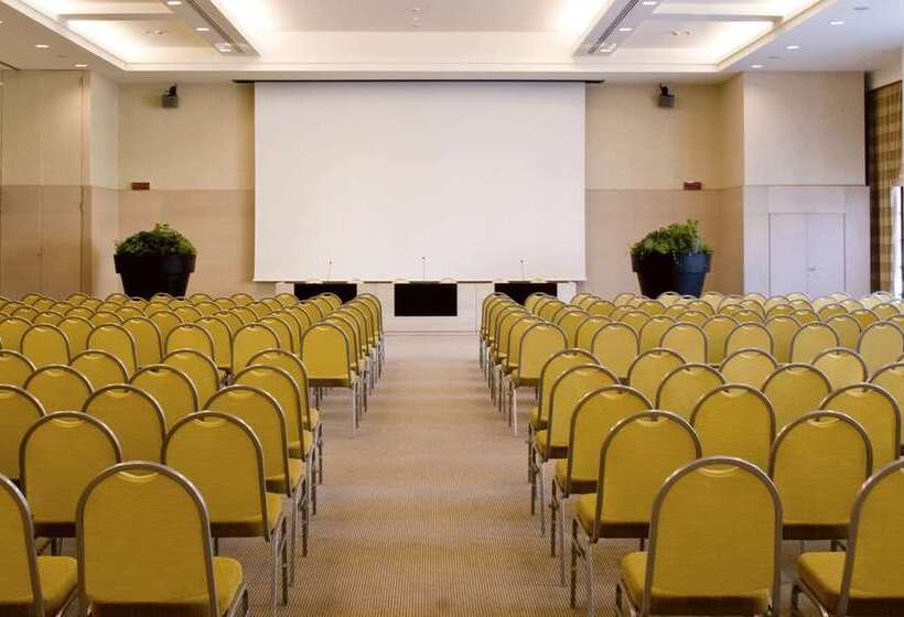 Starhotels Grand Milan