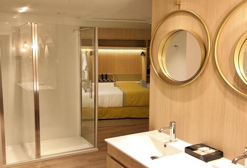 هتل Suites Del Mar By Melia