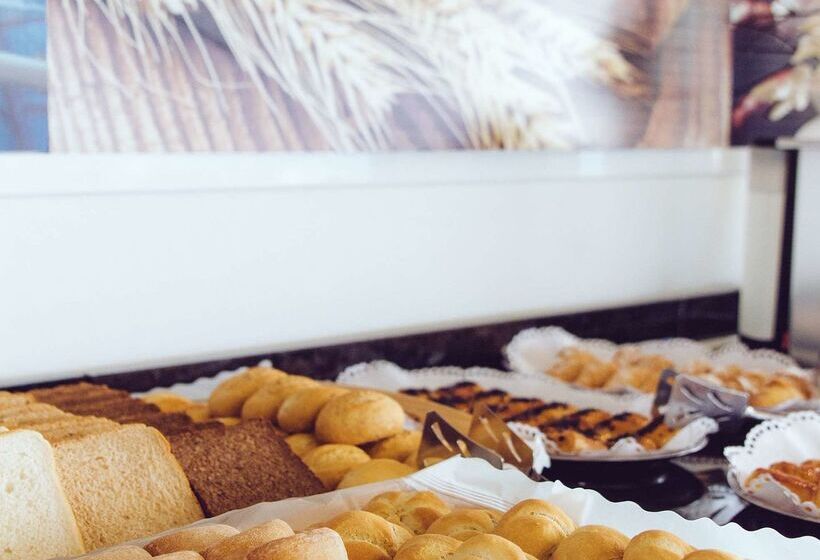 هتل Suites Del Mar By Melia