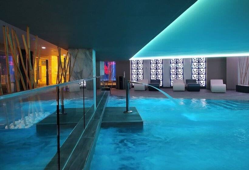 هتل Suites Del Mar By Melia