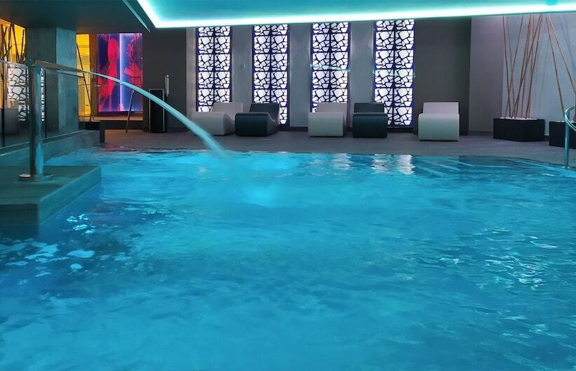 هتل Suites Del Mar By Melia