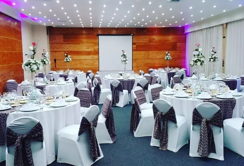 ホテル Terrano Concepción