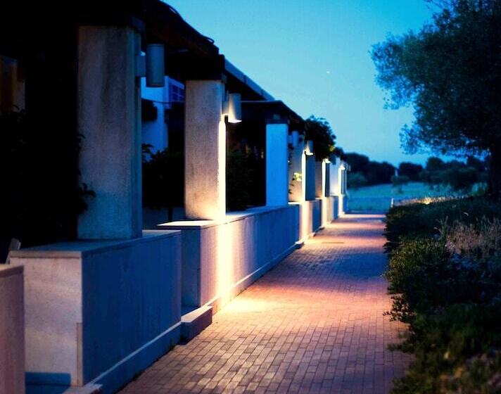 Отель Victor Country