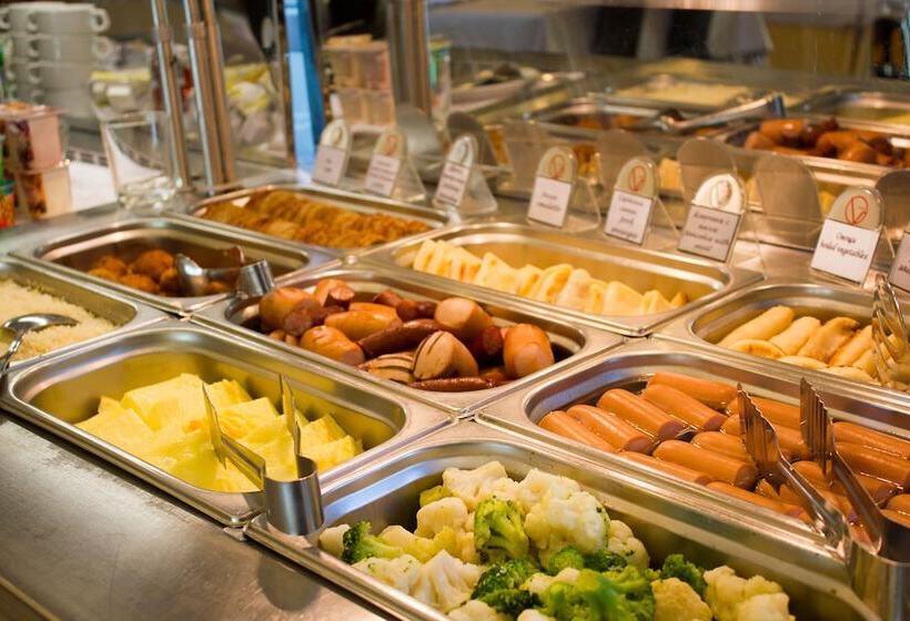 בית מלון כפרי Victoria & Business Centre Minsk